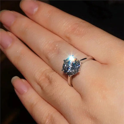 Elegant Moissanite Proposal Ring